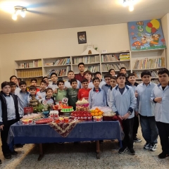 جشن یلدا پایه ششم ابتدایی دبستان شیخ محمد خیابانی